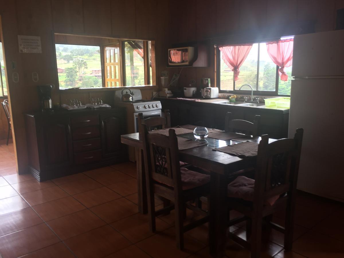 Hotel Chalets Los Volcanes Fraijanes Exterior foto